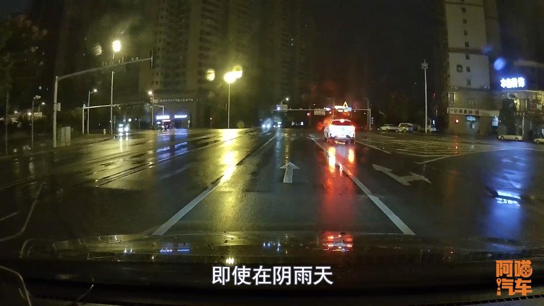 后视镜式行车记录仪使用方法图解,后视镜式行车记录仪哪个简单好用