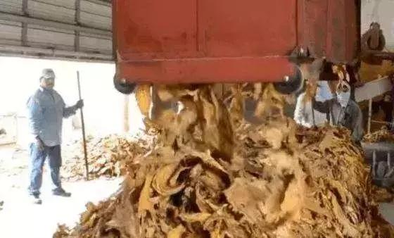 现在软中华329多少钱一包,一包软中华成本多少钱