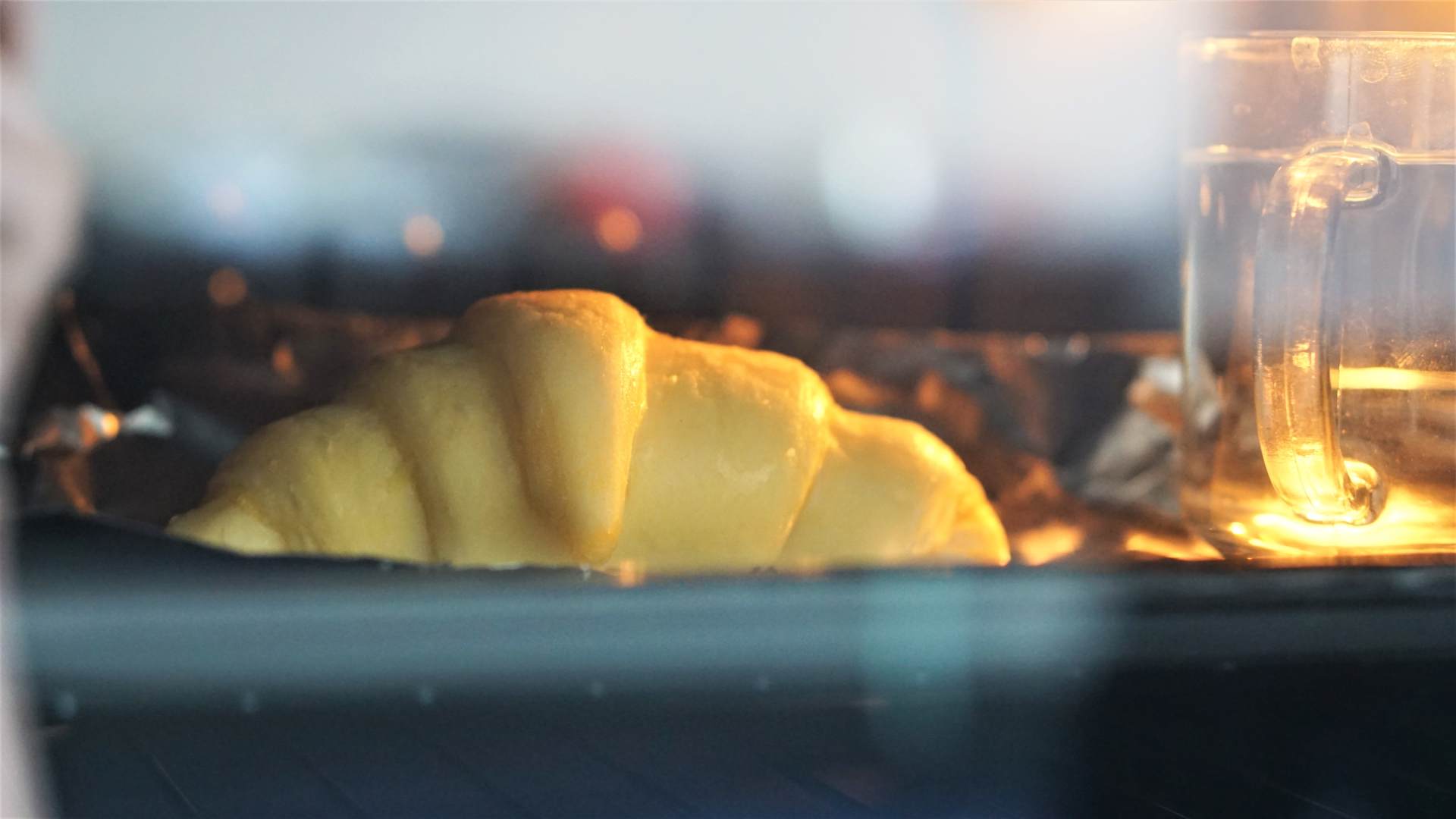 烘焙烤箱该如何选择,烘焙小白要准备哪些食材