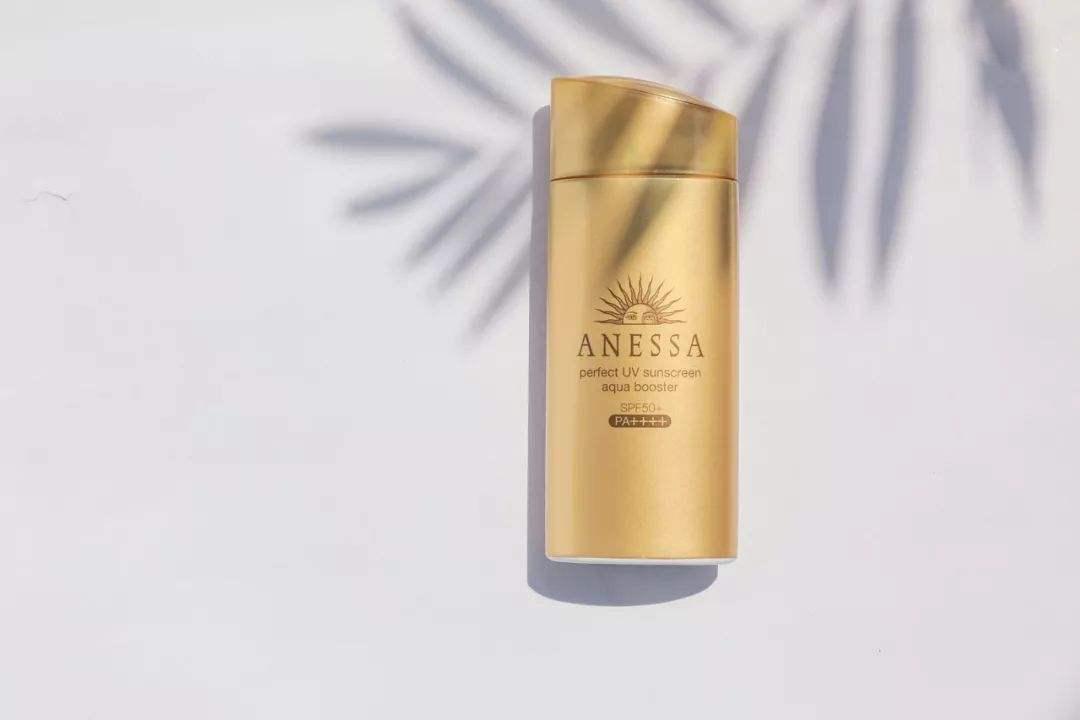 4款防晒霜，便宜又好用，上脸不黏糊