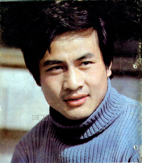 罕见老照片80年代男星,80岁老戏骨全部照片