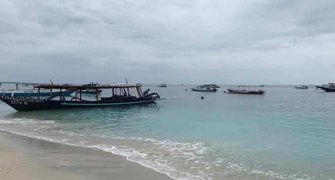 在乌布打个盹然后去吉利岛撒欢