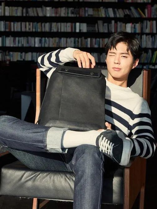 欧巴双肩包单品,韩国ins风复古双肩包