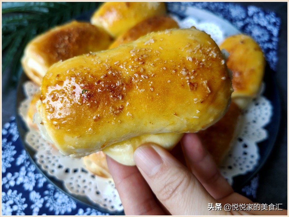 面包做出来好硬怎么回事,面包做得又干又硬