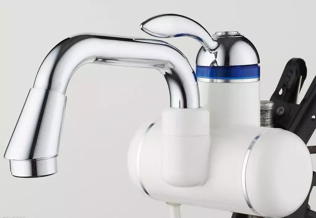 即热型小厨宝和即热水龙头哪个好,小厨宝和热水龙头应该怎么选