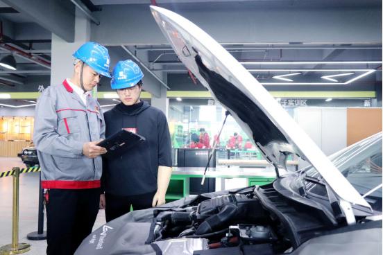 博世汽修学校保时捷中心,上海博世汽修学校怎样