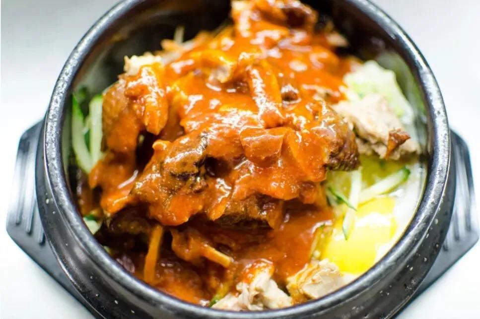 南京“超豪华”大学：别墅宿舍，配备电梯、空调、独卫，坐拥影院、游泳馆、健身房！