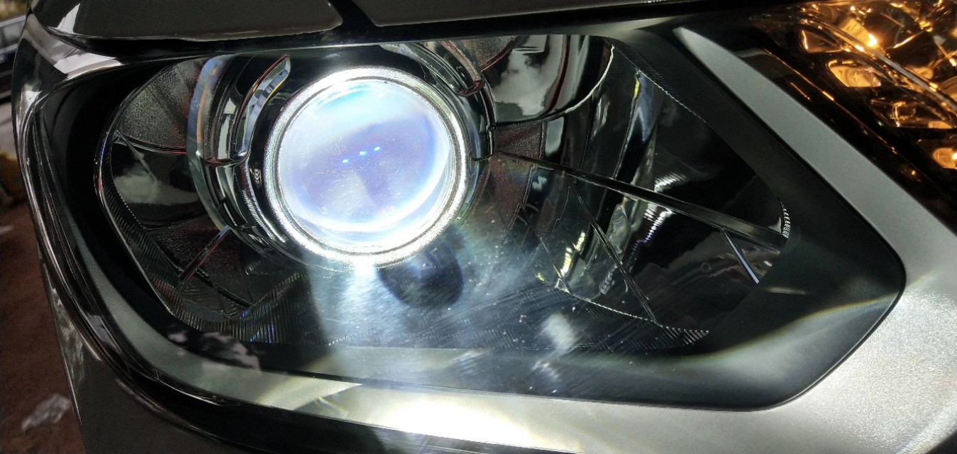 本田飞度双光透镜改装,飞度升级海拉五双光透镜