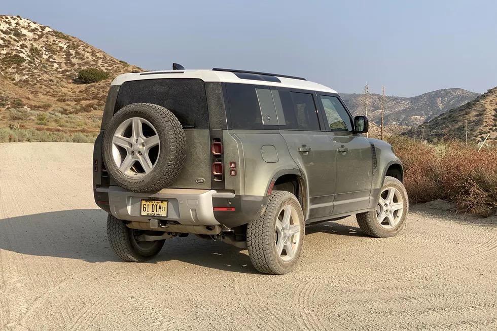 2023款路虎卫士110p400x驾驶感受,2024款路虎卫士110版测评