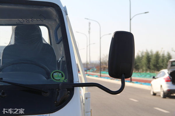 2.1米地库能下2.16米高的车吗,2.0排量汽油微卡