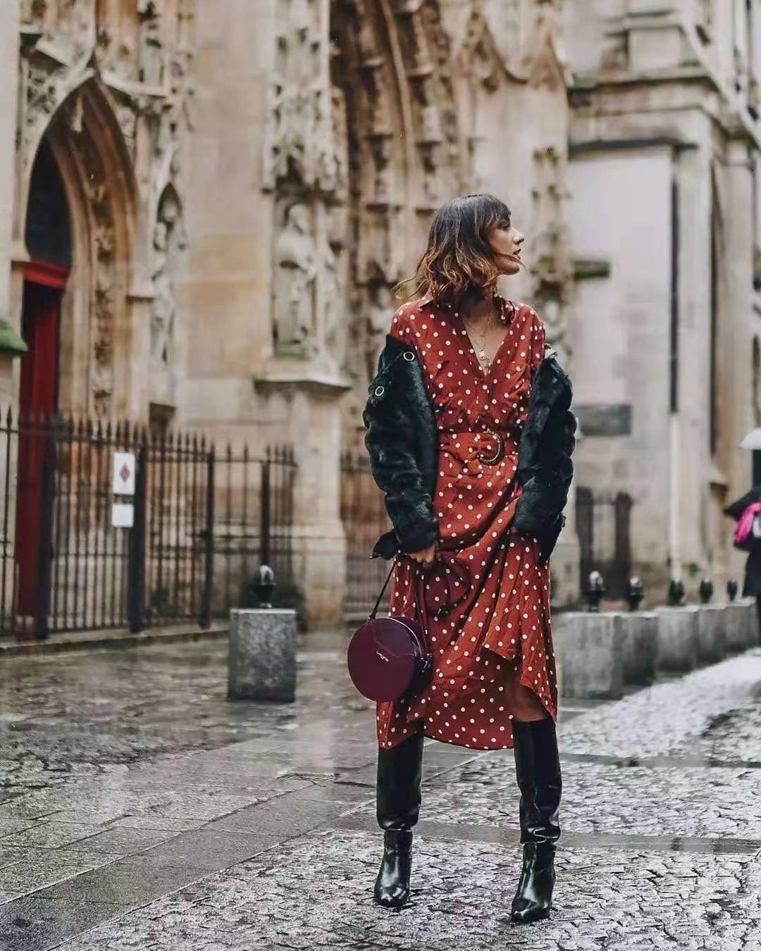 车晓绰约多姿尽显婉约靓丽气质,车晓精致妆容迷人的气质尽显