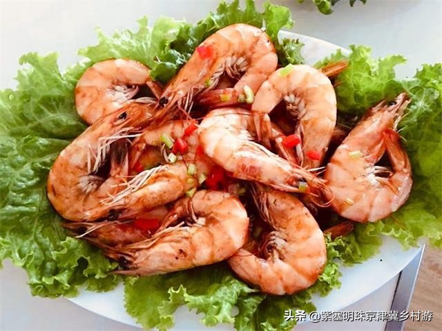 辽宁大连长海县盛茂休闲渔家，伸手就能摸到海？莫非建在海面上？