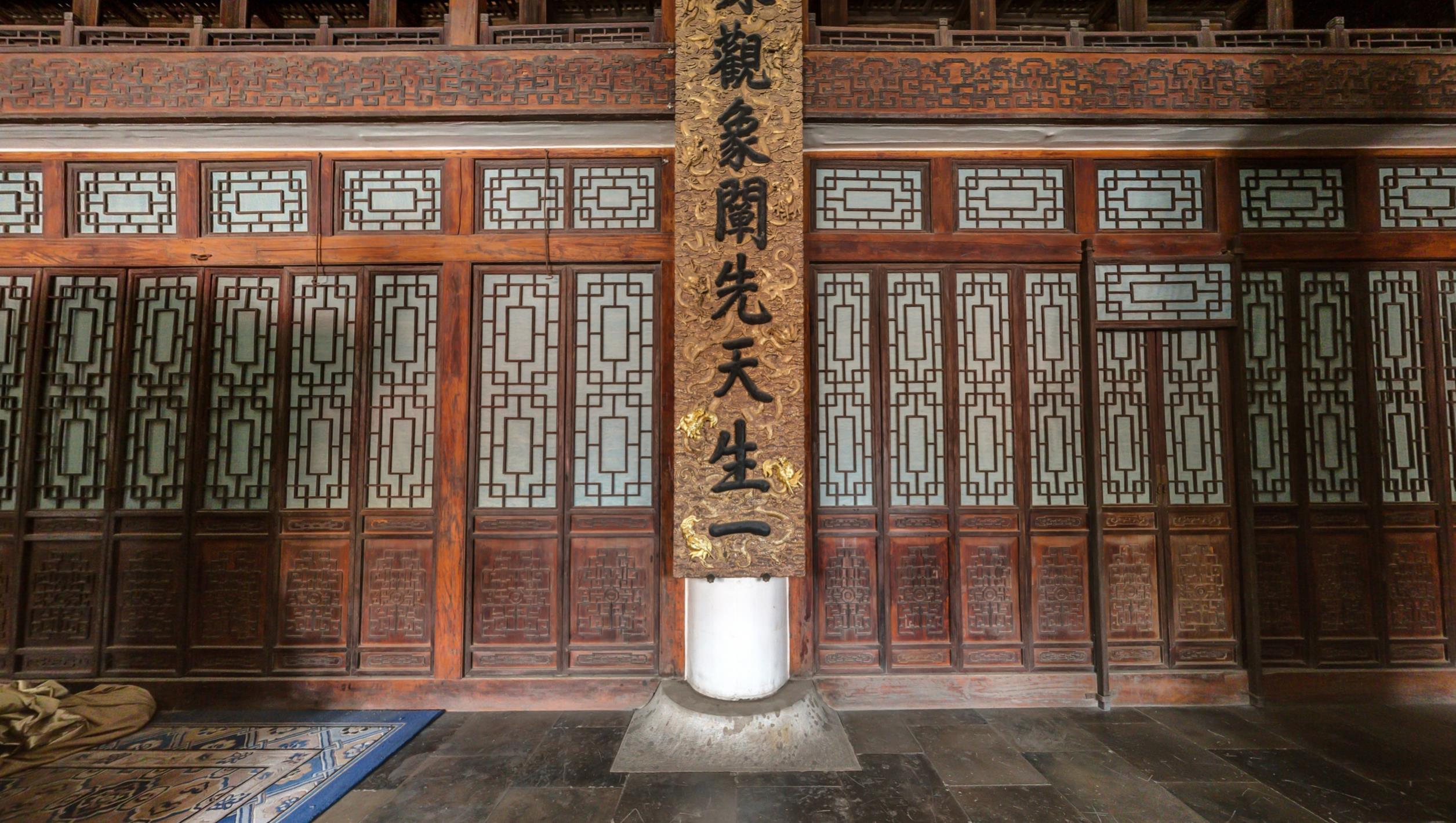 现代轻奢装修风格门窗,古典门窗的装饰