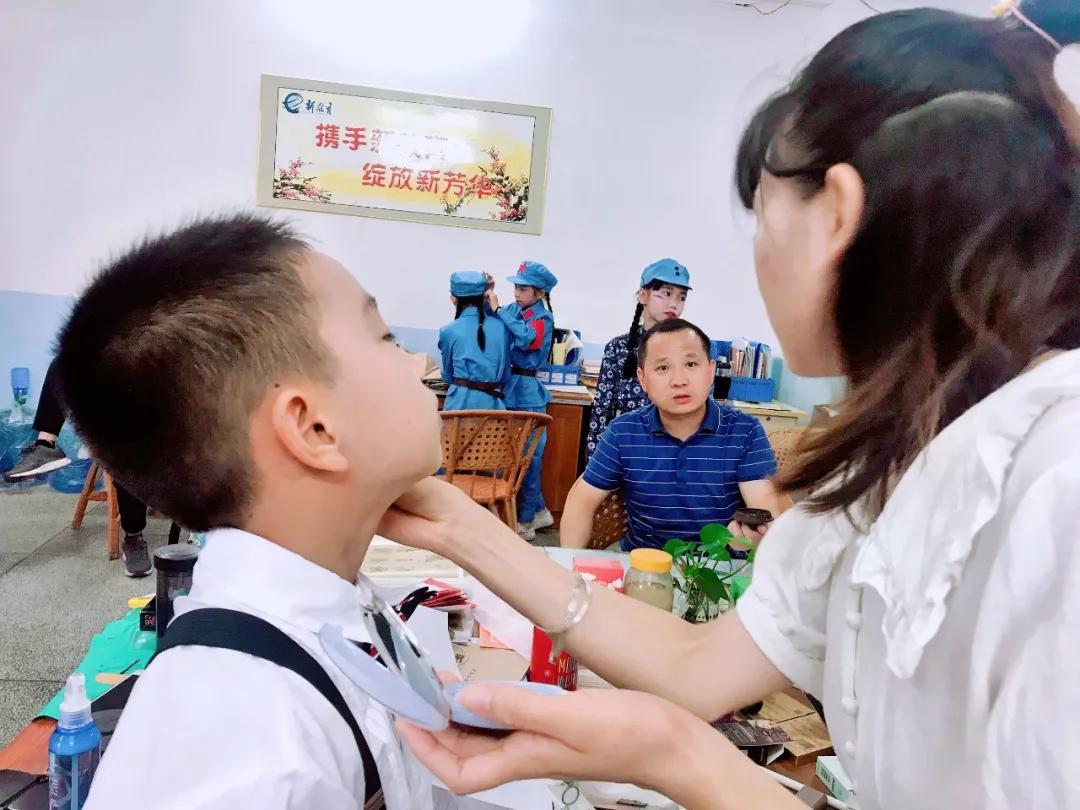 儿童庆祝建党100周年文艺汇演,庆祝建党百年文艺演出儿童合唱