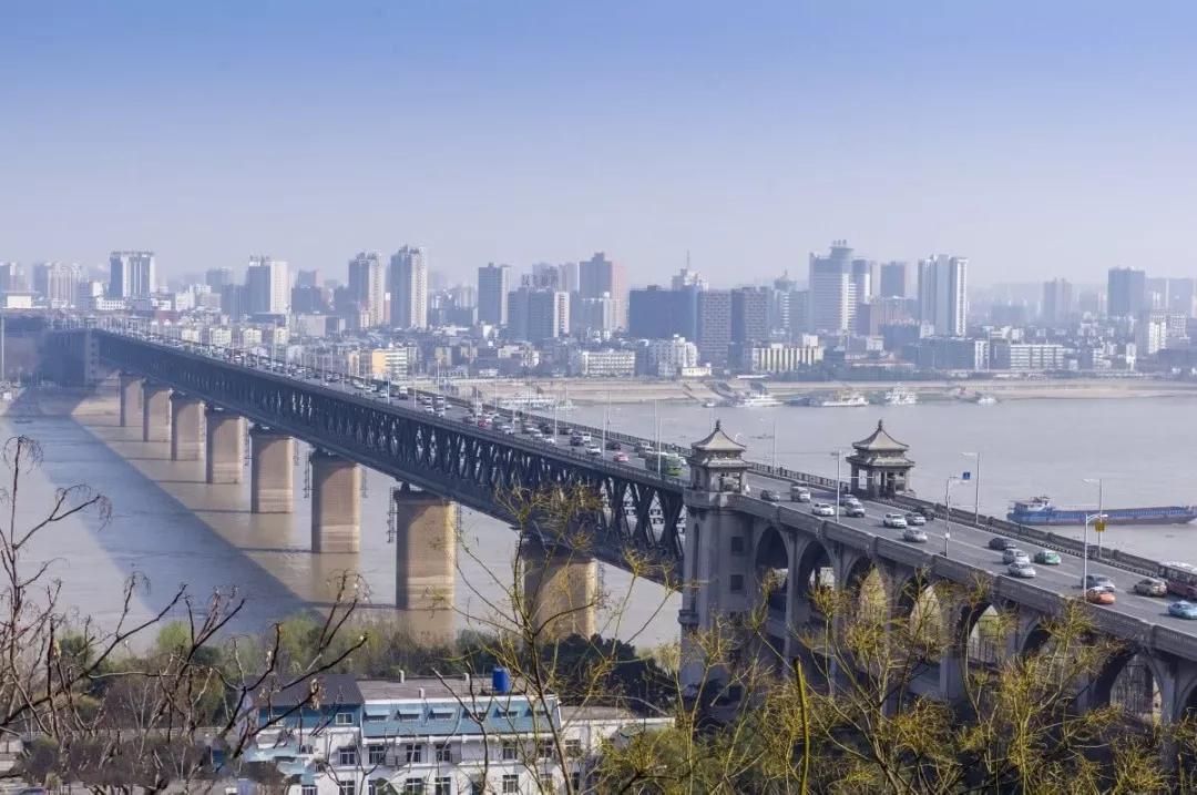 写湖北各地的诗,荆楚文化优美诗句