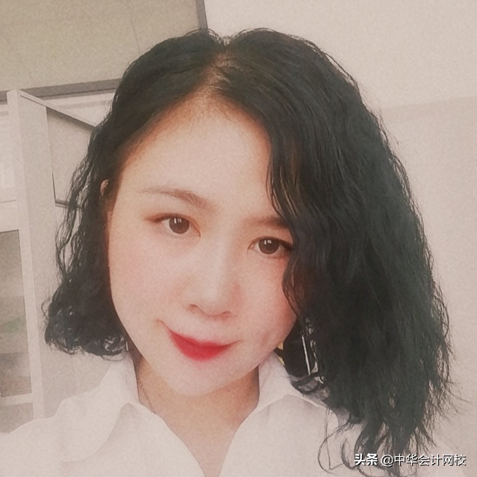 女会计月薪上万正常吗,女会计的副业有哪些岗位