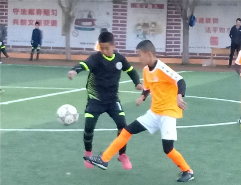 自治区第8届青少年校园足球联赛,2015新疆乌鲁木齐校园足球比赛