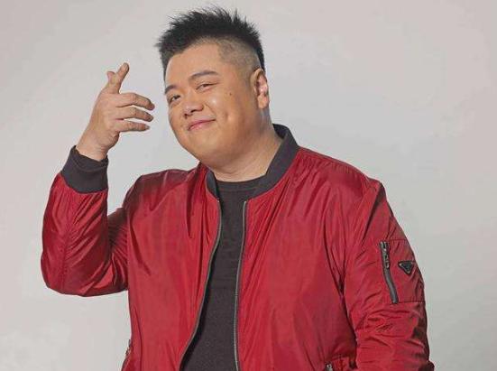 周星驰功夫吊威亚,周星驰吊威亚的镜头