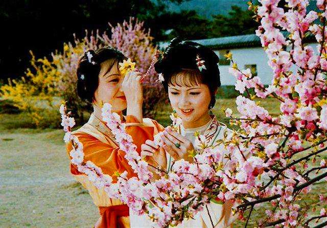 如何看待中国古典戏曲大团圆结尾,浅析中国古代戏剧大团圆结尾