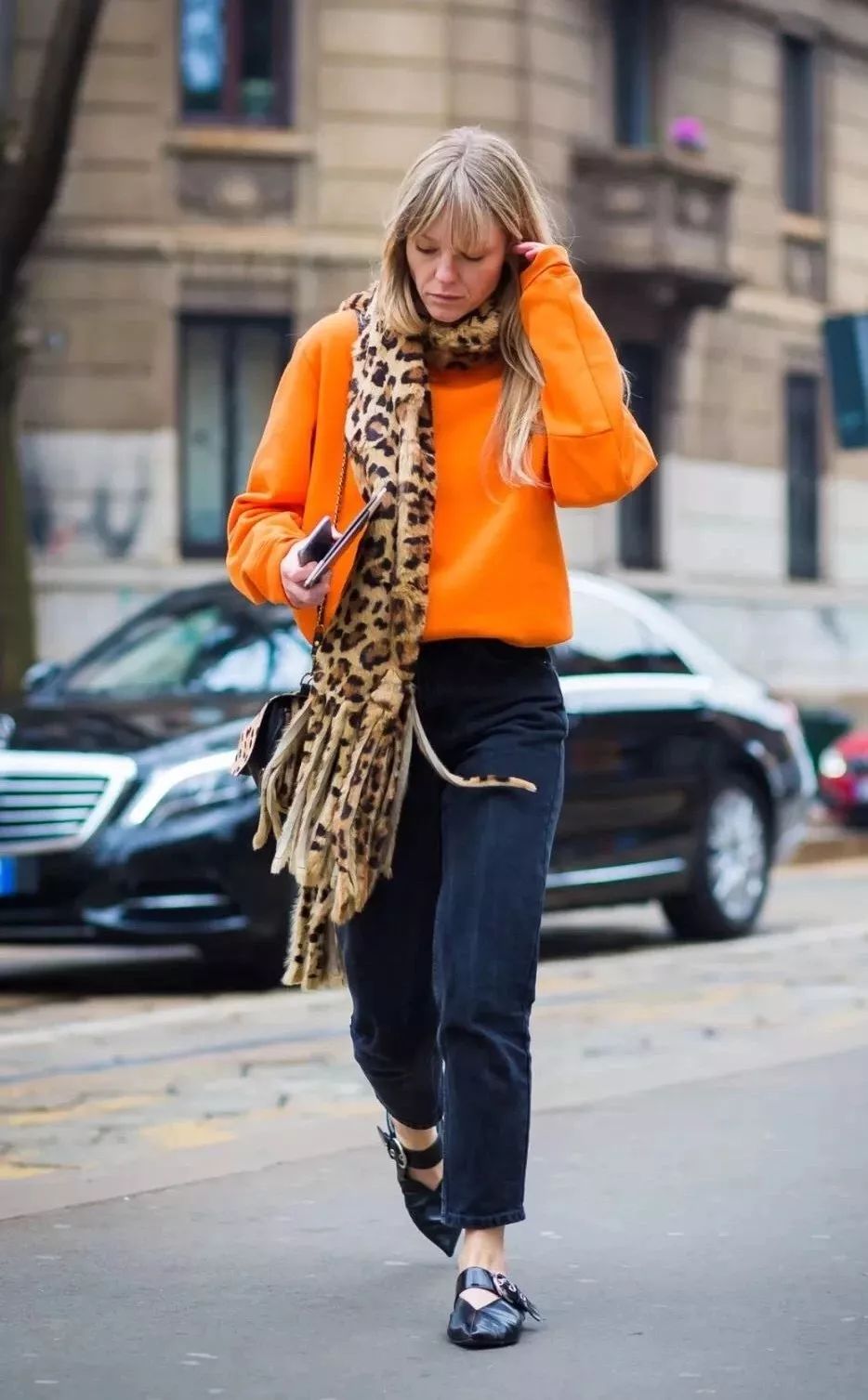 时尚轻奢感明星系列羊羔绒围巾,最潮的围巾的15种戴法超级实用