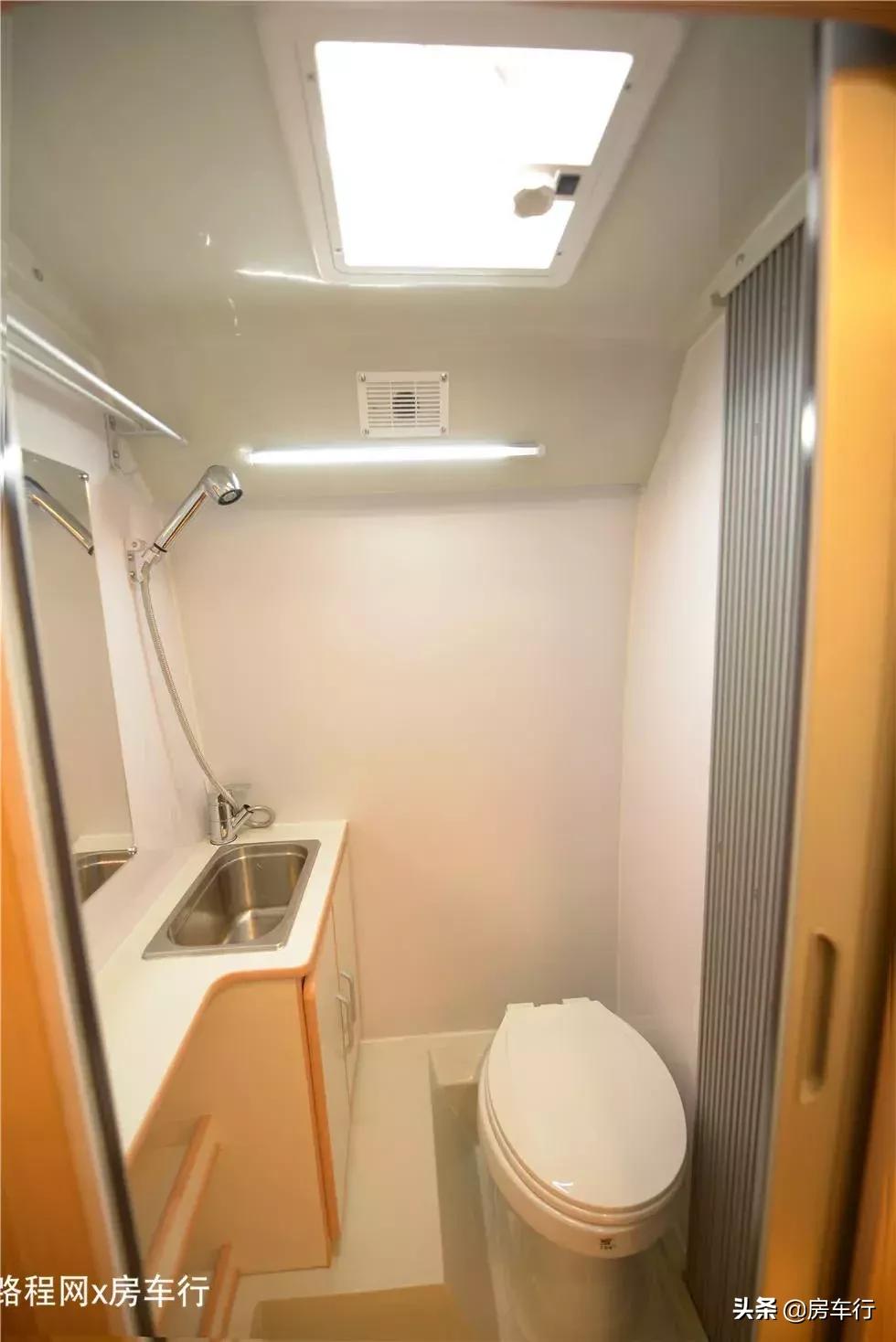 房车推荐10万到20万之间豪华版,房车推荐20-30万左右驾驶体验