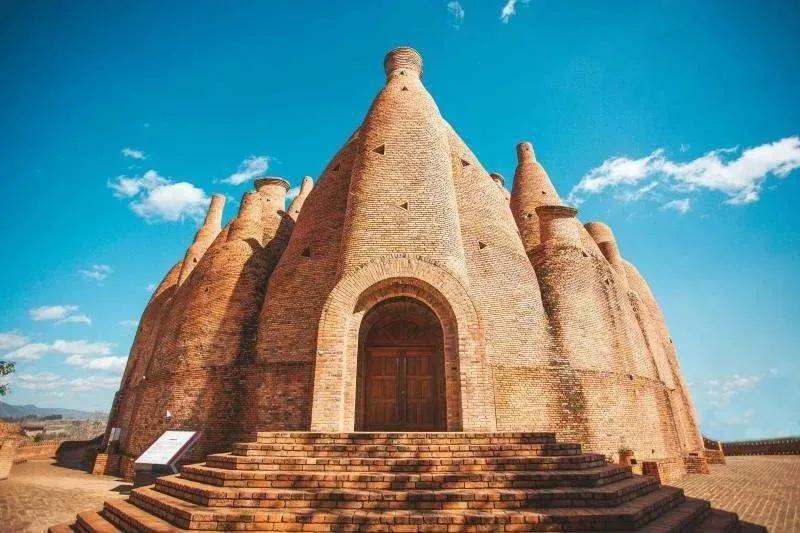 弥勒佛城在哪里,弥勒市佛城图片