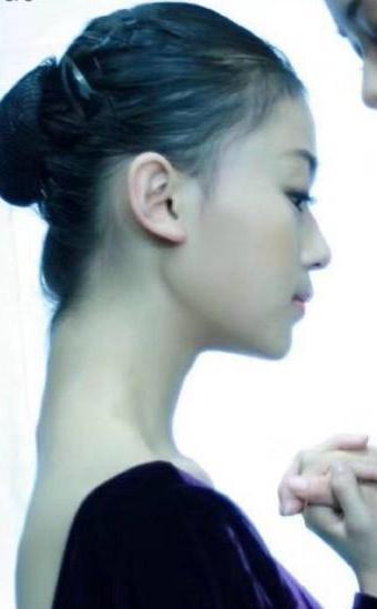 吴谨言有整容吗,吴谨言大学旧照