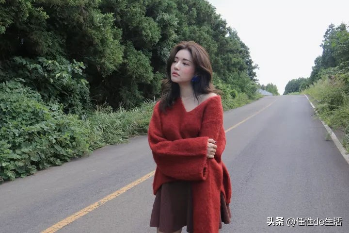 韩国女星上节目穿什么衣服,韩国女明星衣服有多敢穿
