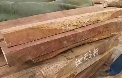 你们知道吗？非洲酸枝只是实木，不是红木