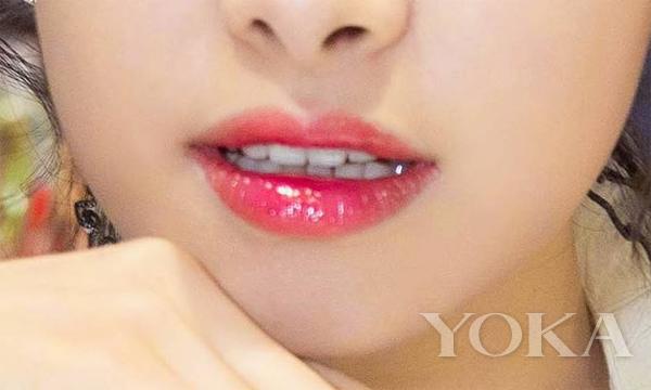 林允最漂亮的唇膏,林允快速化妆变身