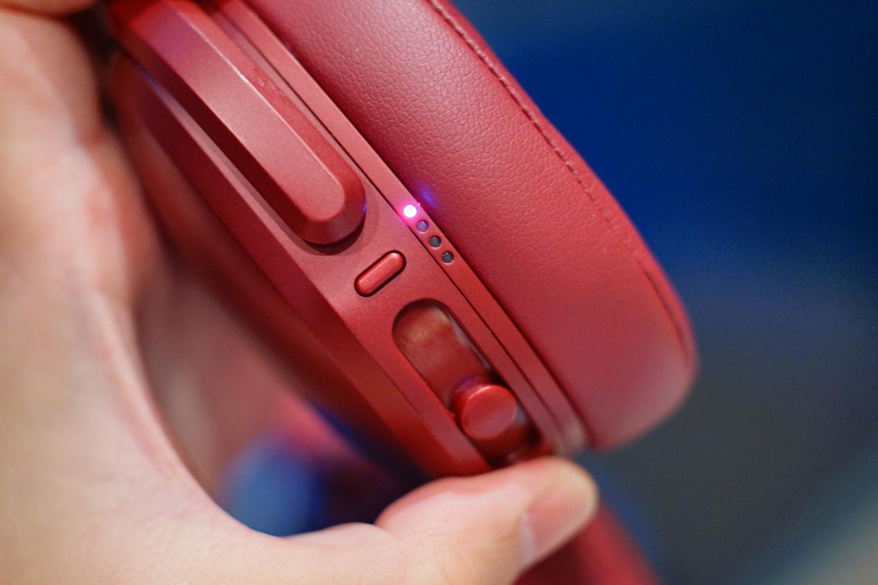 低频最强！虐哭BOSE索尼头戴降噪耳机SkullcandyCrusher ANC评测