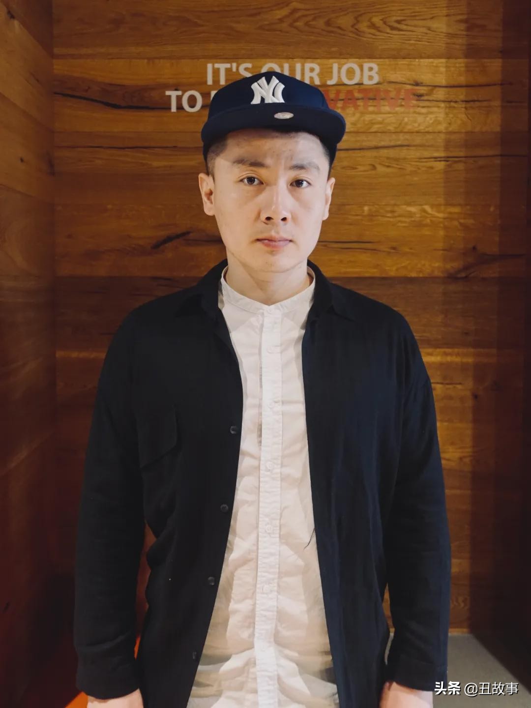 青春期我与父亲水火不容，砸烂他心爱的老吉他，这件事影响我一生