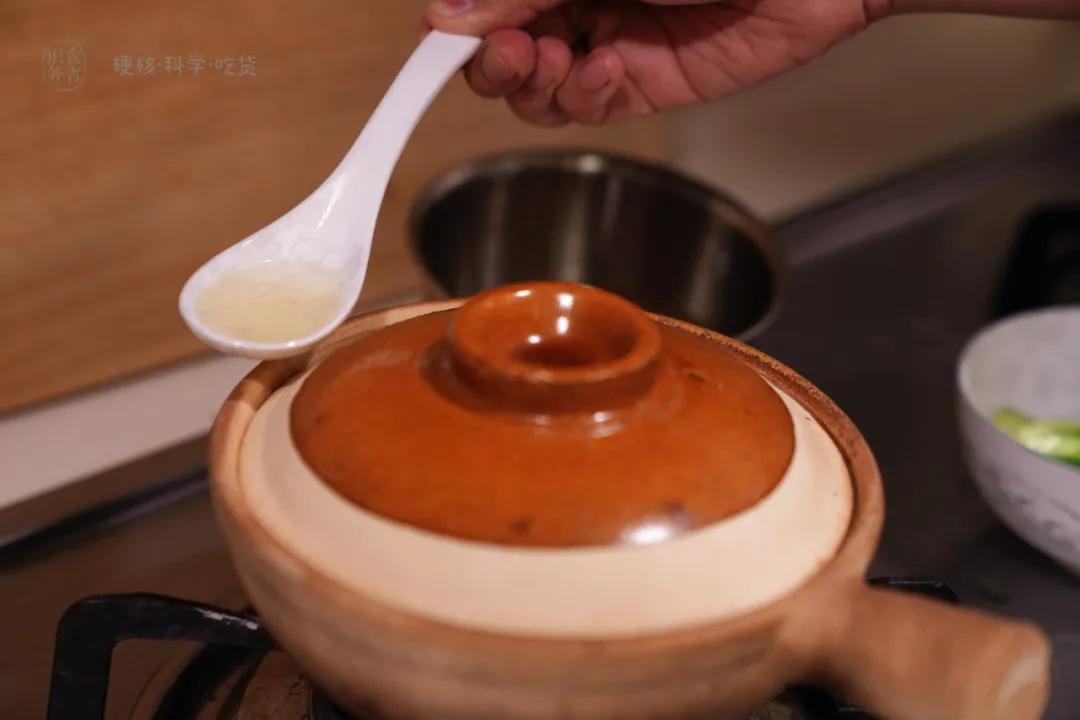 煲仔饭做的不成功是因为油不够吗,煲仔饭失败的做法