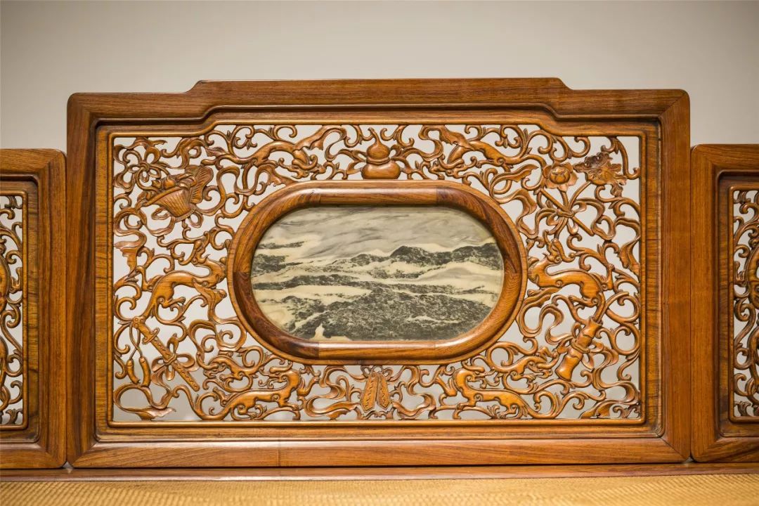 这个家具专场，几乎每年都是连拍带抢，漏太大了