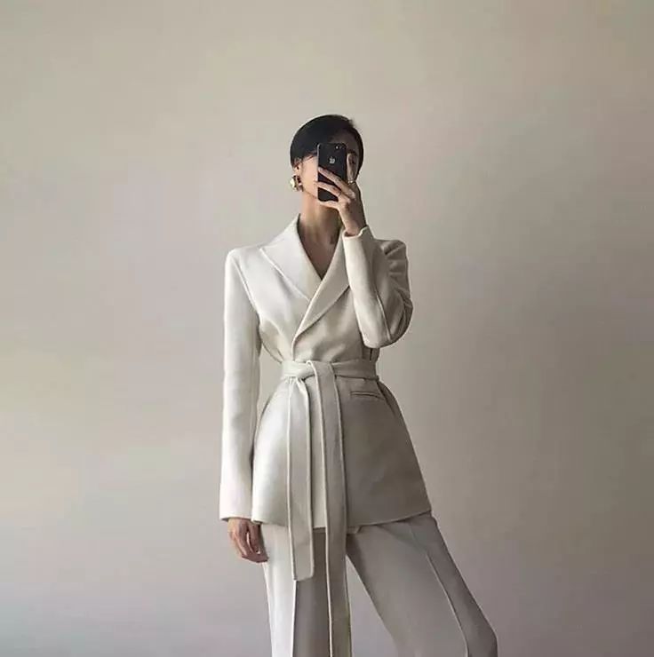 购买貂皮大衣,最推荐的大衣品牌