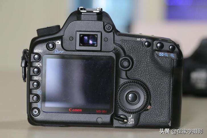 相机快门次数多了会导致模糊吗,相机快门数多会影响照片吗