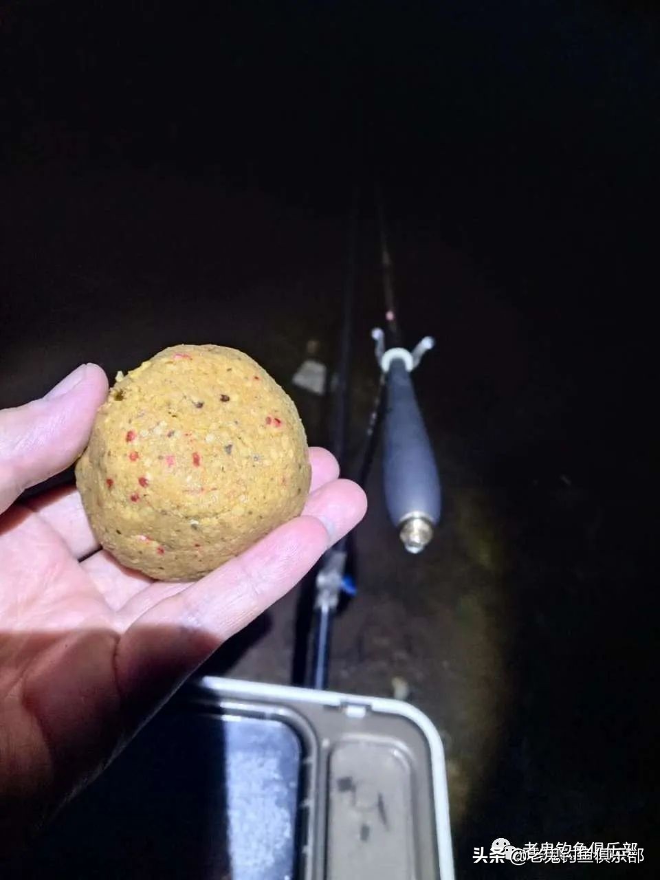 老鬼夏季大板鲫狂拉黑坑开饵视频,老鬼湖库之王狂拉大板鲫怎么样