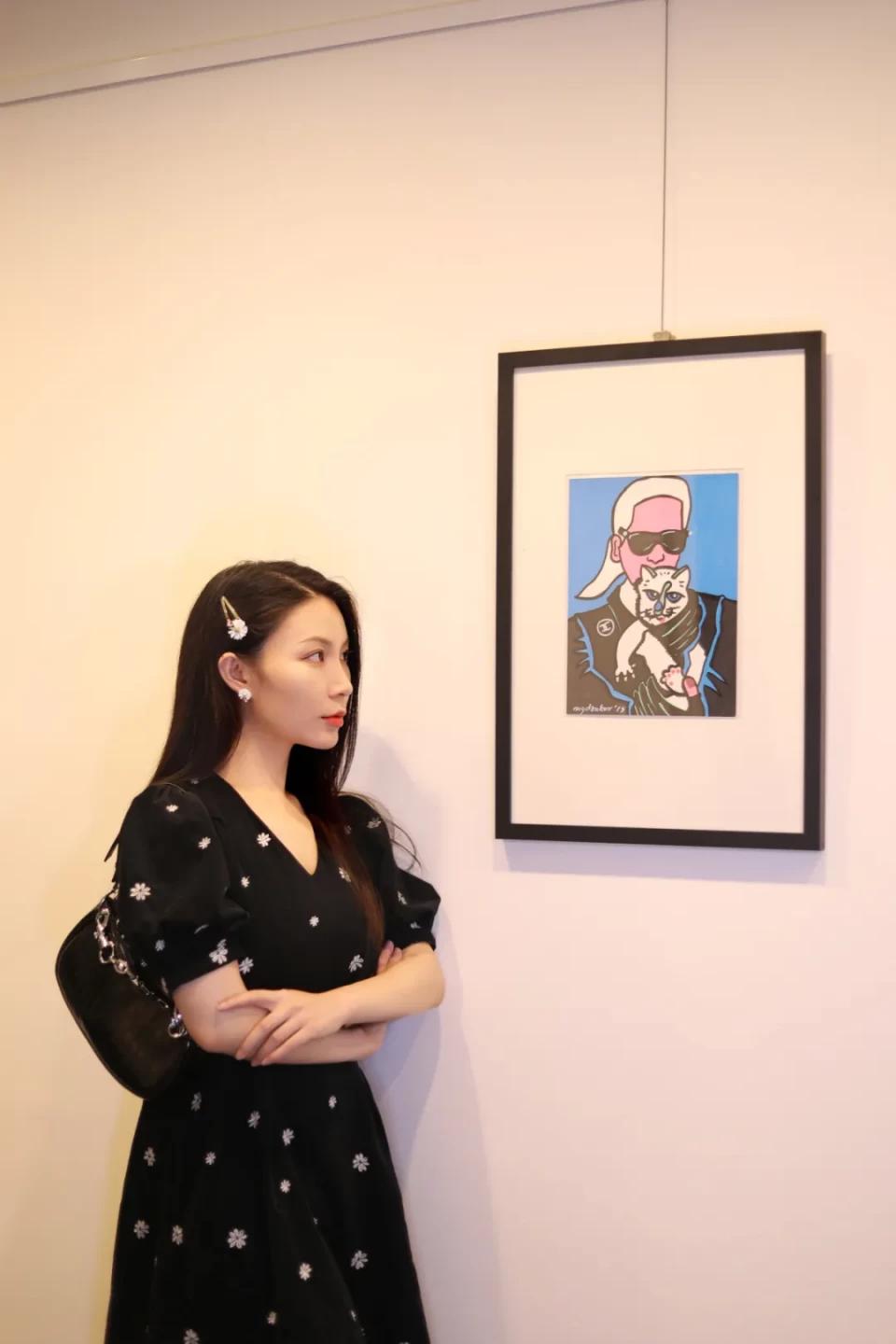 iu同款又平价的衣服,iu同款卫衣韩都衣舍