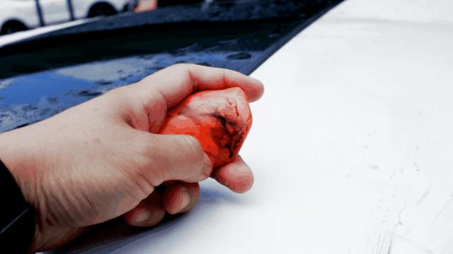 汽车布座椅有污渍怎么清洗,白色汽车上有黑色污渍怎么清洗