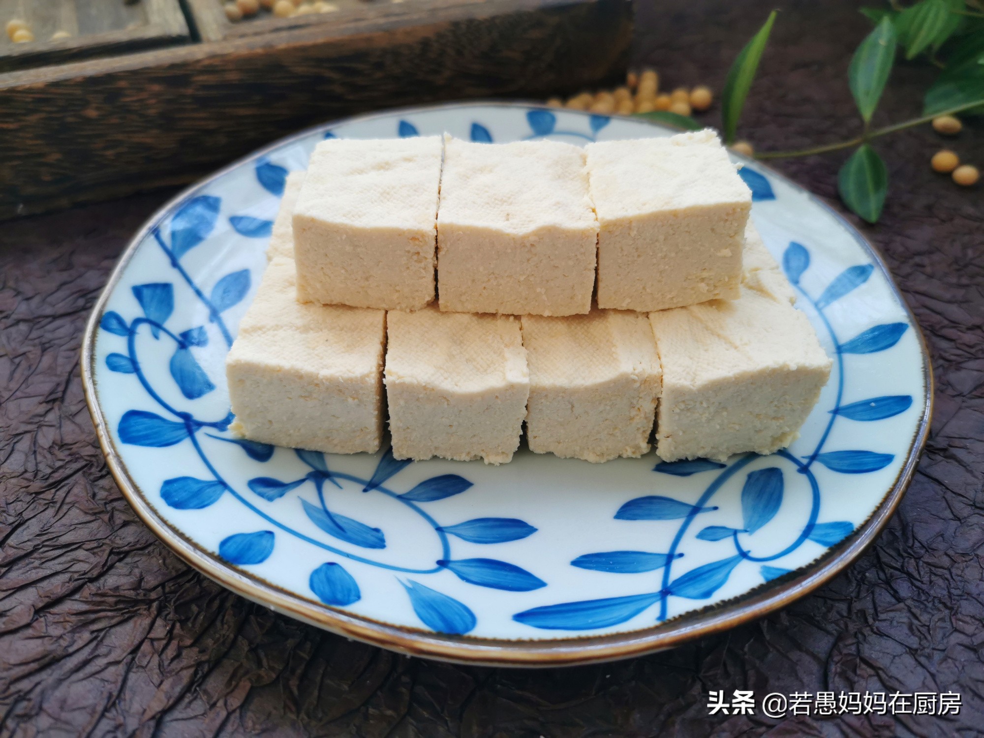 在家用1斤黄豆和白醋做豆腐,1碗黄豆2勺白醋教你在家自制豆腐