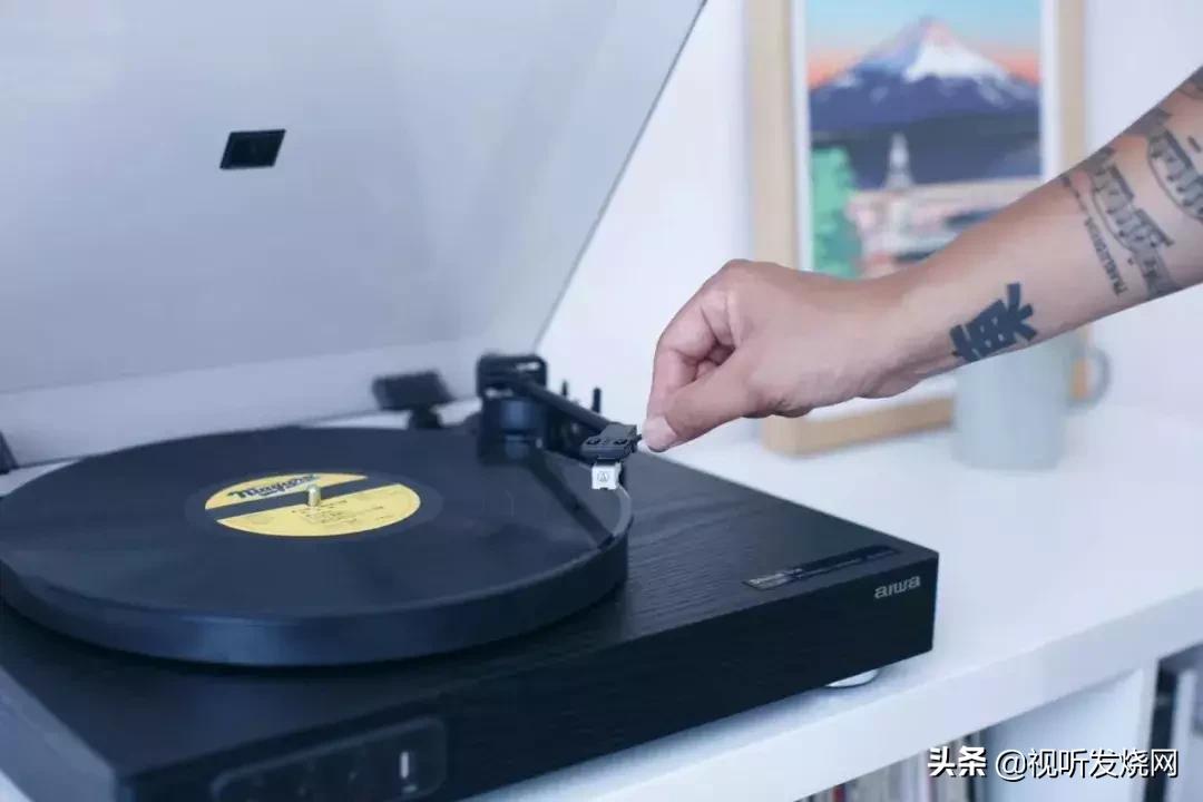放慢生活步调 黑胶音乐产品成为文青最新消费选项