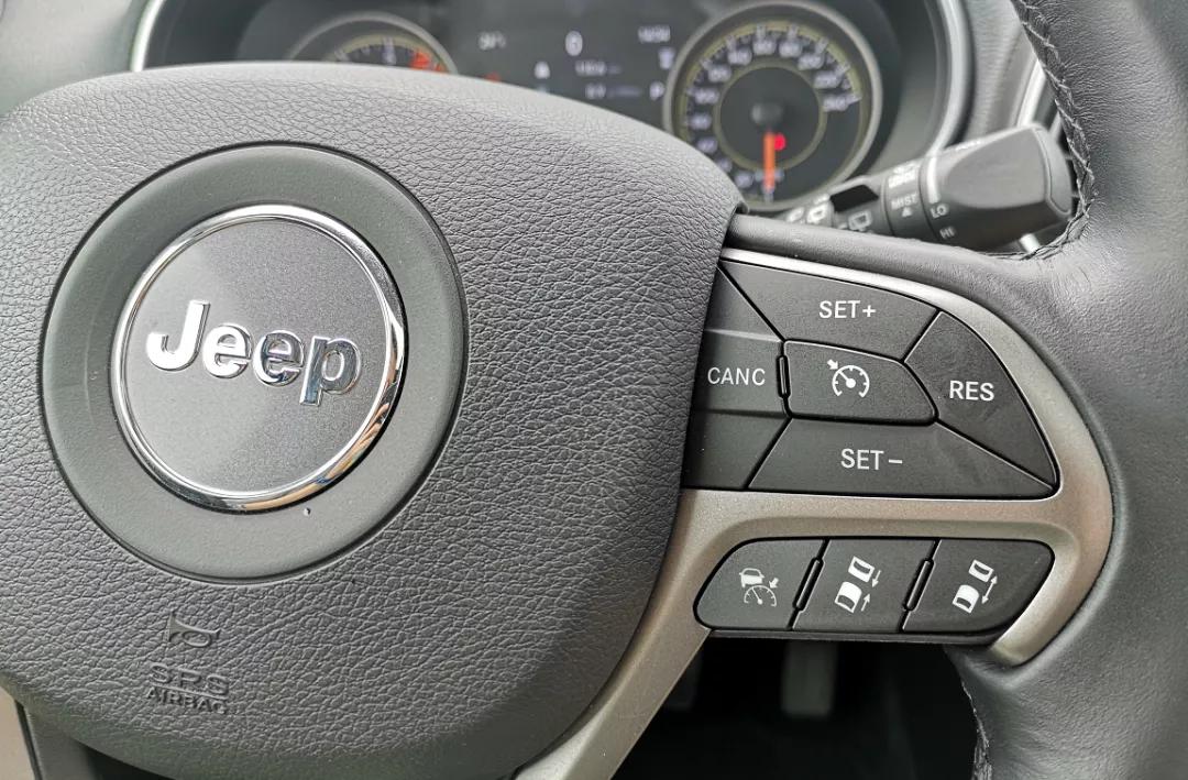 三天开800km,3天跑了700公里