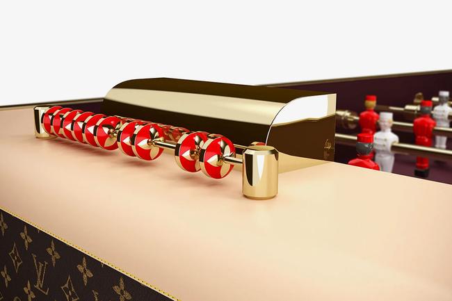 路易威登联名足球,路易威登桌式足球