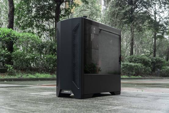 rogstrix雷鹰850g测评,rogstrix雷鹰550w