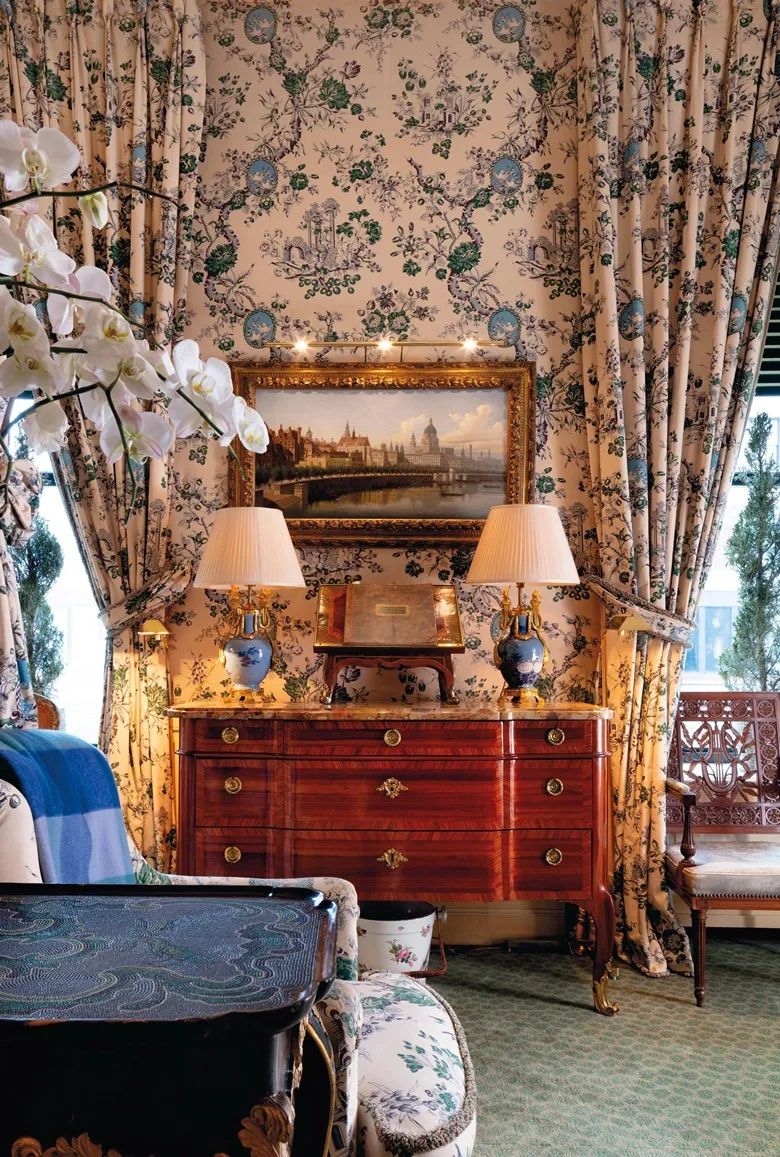 华尔街之狼卖证券片段,华尔街之狼现实主义