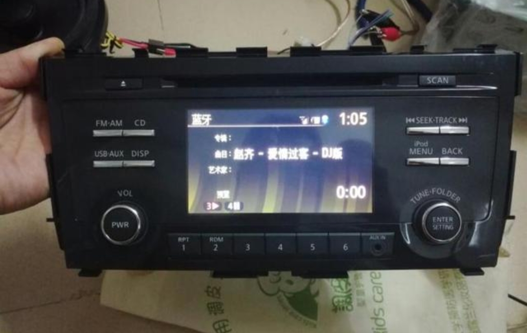 音响大声就破音,u17音响调音