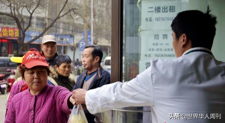 朱之文家门被踹开全部过程,朱之文家门被踹开图片