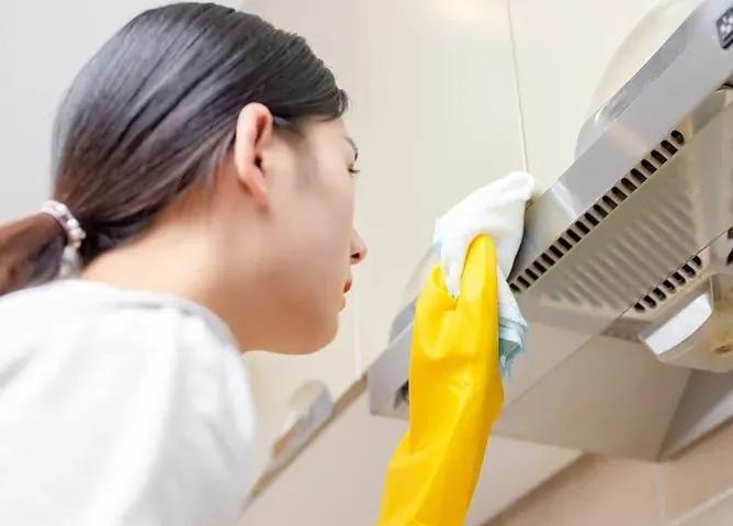 冰箱发出洗衣机搅动的噪音,冰箱和洗衣机哪个噪音大