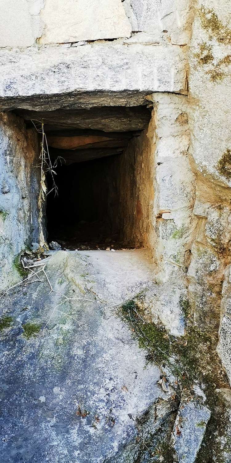 20210117独行太兴山，误入佛国秘境花石湾