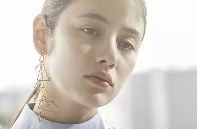 整成网红脸,为什么明星喜欢整成网红脸